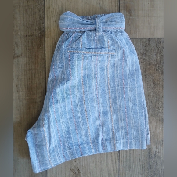 NWOT Habitual Girl Stripe Shorts. Size 14 - Picture 2 of 4